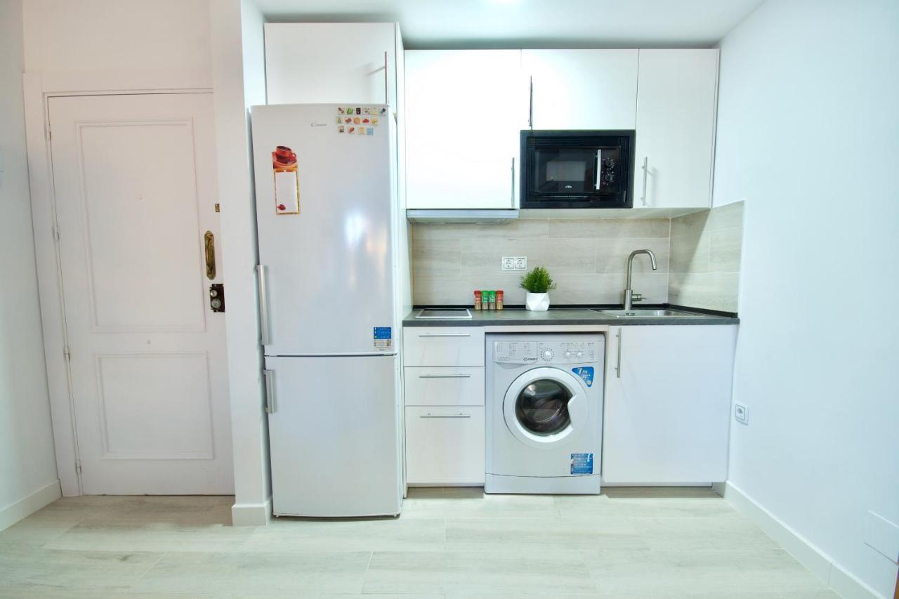 Malagaurbanrooms - Beach & Sea Екстер'єр фото
